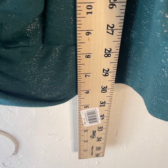 Cato Women's Plus Size 22/24 W Green Metallic Sparkle Twist Front Blouse - Picture 8 of 8